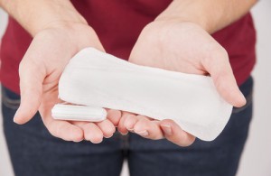 Bind og tamponger: Upraktisk og farlig