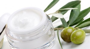 Hjemmelagde kremer for glattere hår