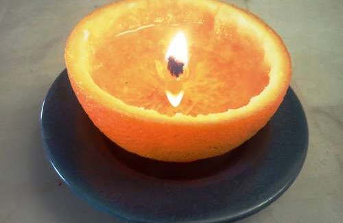 Hvordan lage aromatiske lys av fruktskall