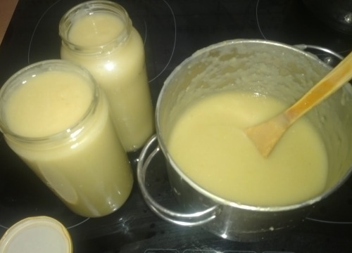 Hvordan lage og bruke naturlige rengjøringsprodukter