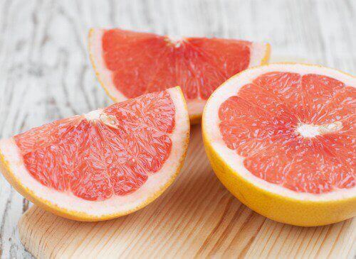 Gå ned i vekt med grapefruktjuice etter måltidet