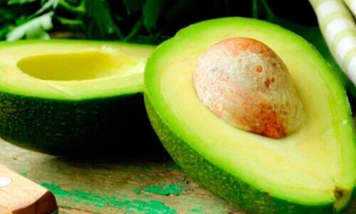 11 naturlige behandlinger med avokado