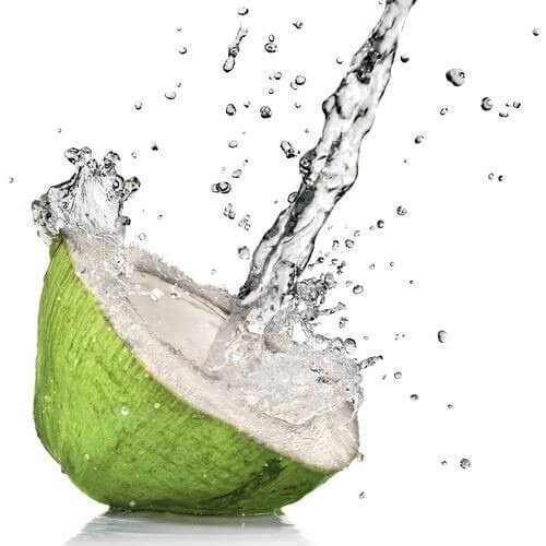 Kokosvann forbedrer fordøyelsen