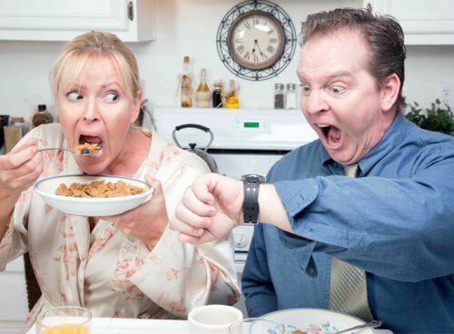 Å droppe frokosten kan føre til vektøkning