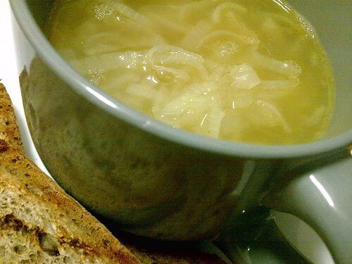 2-løksuppe