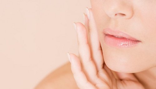 Hvordan lukke porene i huden på en enkel måte