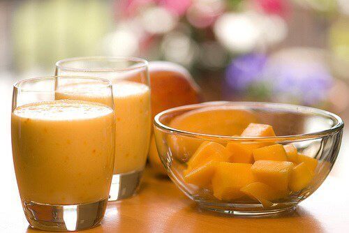 5-mango-smoothie