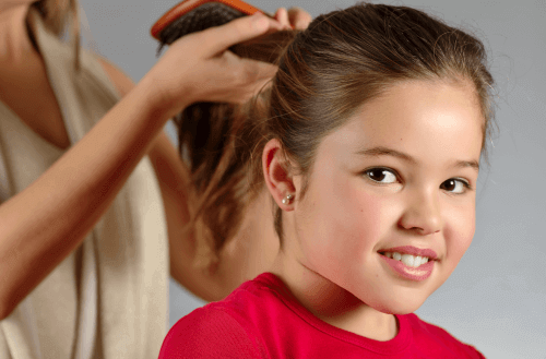Hårpleie for barnet: Hvordan ta vare på barnets hår