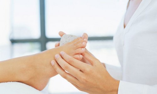 Effektive hjemmebehandlinger mot hard hud