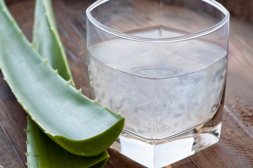 Juice av aloe vera med sitron
