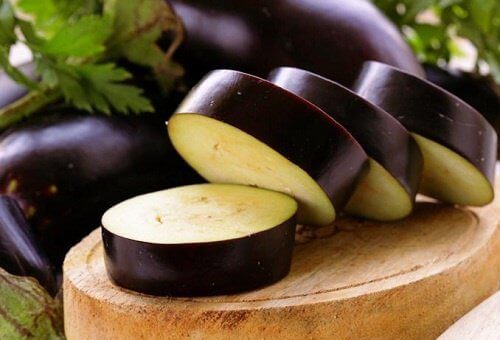 Spis aubergine for vekttap og bedre fordøyelse