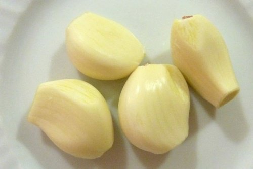 Fordelene med å spise hvitløk hver dag