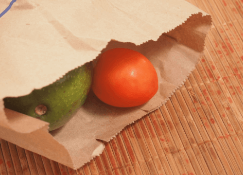 avokado og tomat