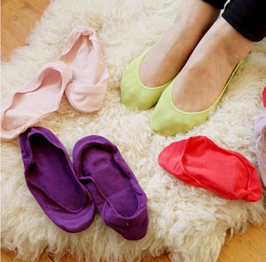 Bruk to par sokker i vonde sko.