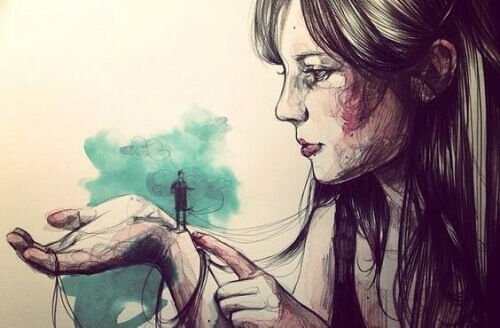 kvinne-med-en-liten-mann-i-ha%cc%8anda