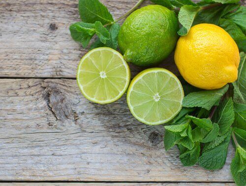 Sitron og lime renser kroppen 