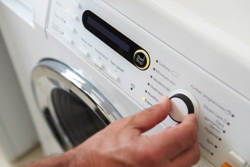 Hvordan eliminere mugg fra vaskemaskinen naturlig