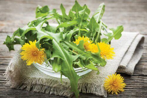 7 naturlige diuretika som du bør inkludere i kostholdet ditt