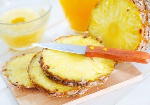 Fem fordeler med å spise ananas, prøv dem!