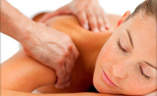 Kink i nakken: 5 tips som vil hjelpe deg