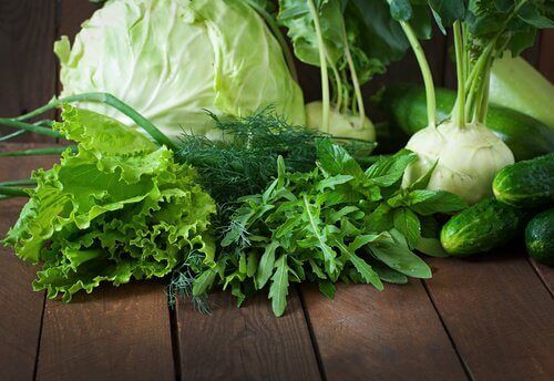 Salat og andre sunne matvarer