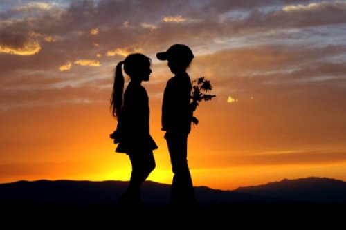 8 grunner til at du aldri glemmer din første kjærlighet
