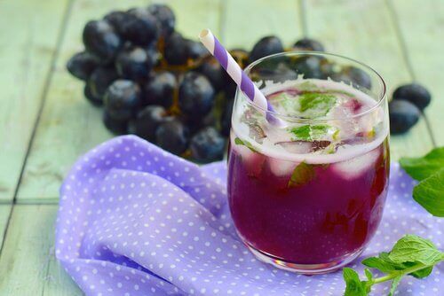 De 7 beste juicene å drikke for å gjøre aldringsprosessen tregere