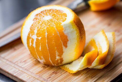 8 medisinske egenskaper med appelsinskall som du kanskje ikke kjenner til