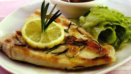 Unngå å få grått hår tidlig med disse 6 vitaminene og matvarene