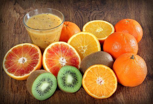 frukt med vitamin C og E