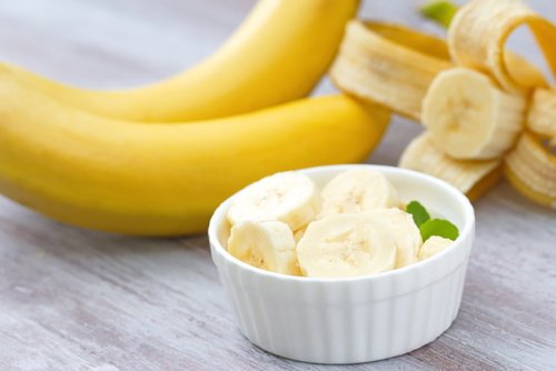 Bananer for fruktmasker for ansiktet