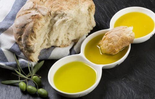 Brød med olivenolje