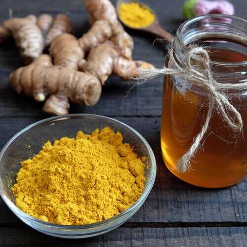 Krem med honning og gurkemeie reduserer pigmentflekker