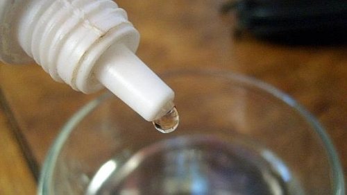 Den fantastiske bruken av hydrogenperoksid i skjønnhetsbehandlinger Den fantastiske bruken av hydrogenperoksid i skjønnhetsbehandlinger