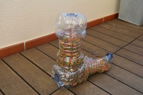 Kjæledyrskål av resirkulerte plastflasker