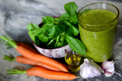 Senk kolesterolet ditt med sunn juice