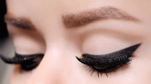 10 tips for å påføre eyeliner