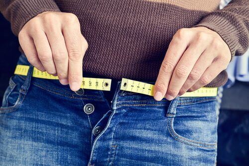 Lær om 3 enkle måter å gå ned i vekt på