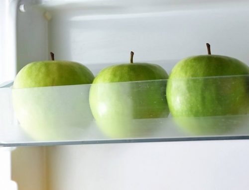 Epler i kjøleskapet
