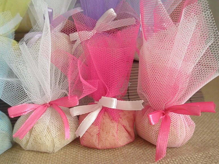 Riskorn for å bli kvitt irriterende lukt i klesskapet