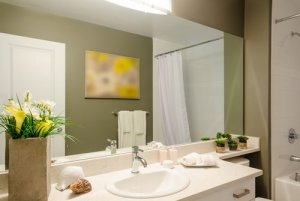9 fantastiske ideer for å dekorere badet ditt