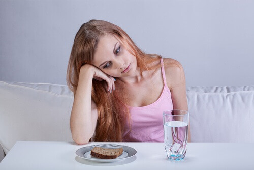 Kvinne med tap av appetitt