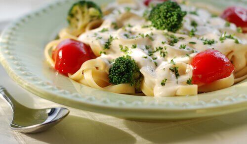 Pasta og grønnsaker