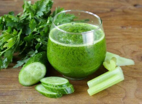 5 avgiftende agurksmoothies som du bør prøve