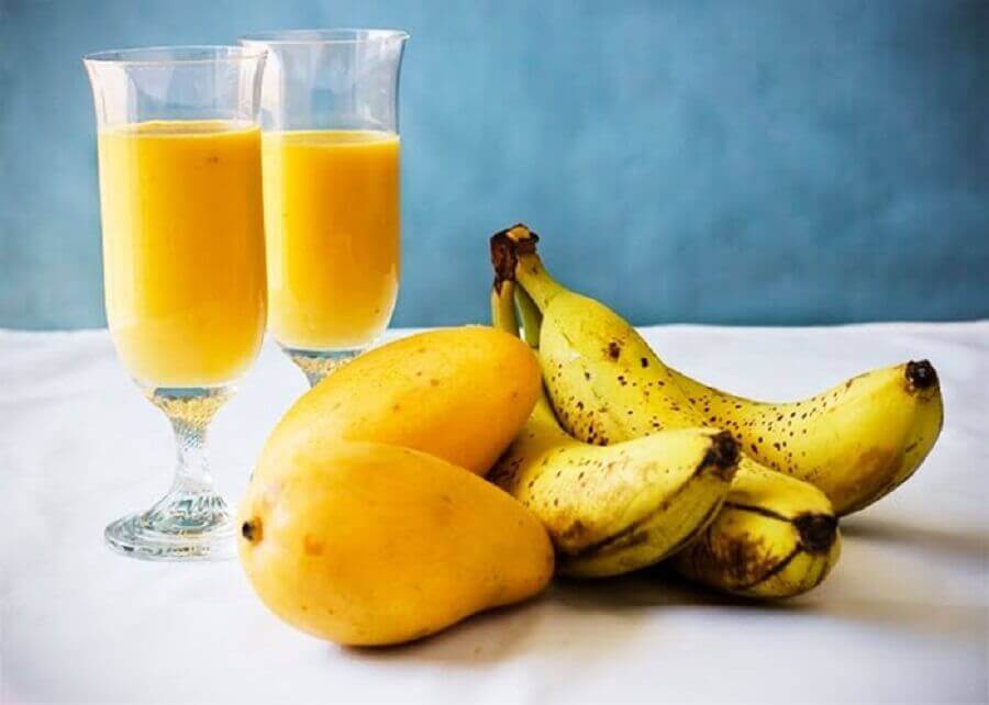 Banan- og mangosmoothie