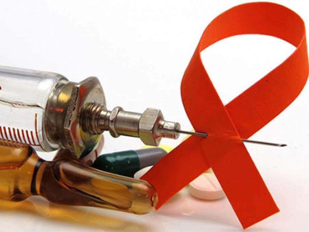 HIV/AIDS-vaksine skal snart testes HIV/AIDS-vaksine skal snart testes