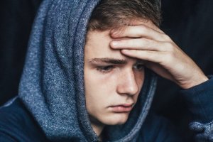 Hvordan kan du vite om barnet ditt bruker narkotika?