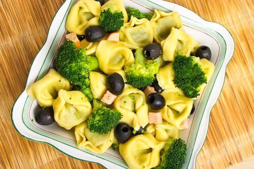 Brokkolisalat