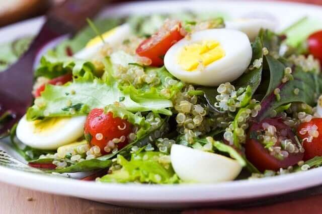 Proteinrik salat