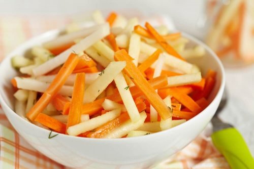 Detox-salat: Fem oppskrifter som renser tykktarmen